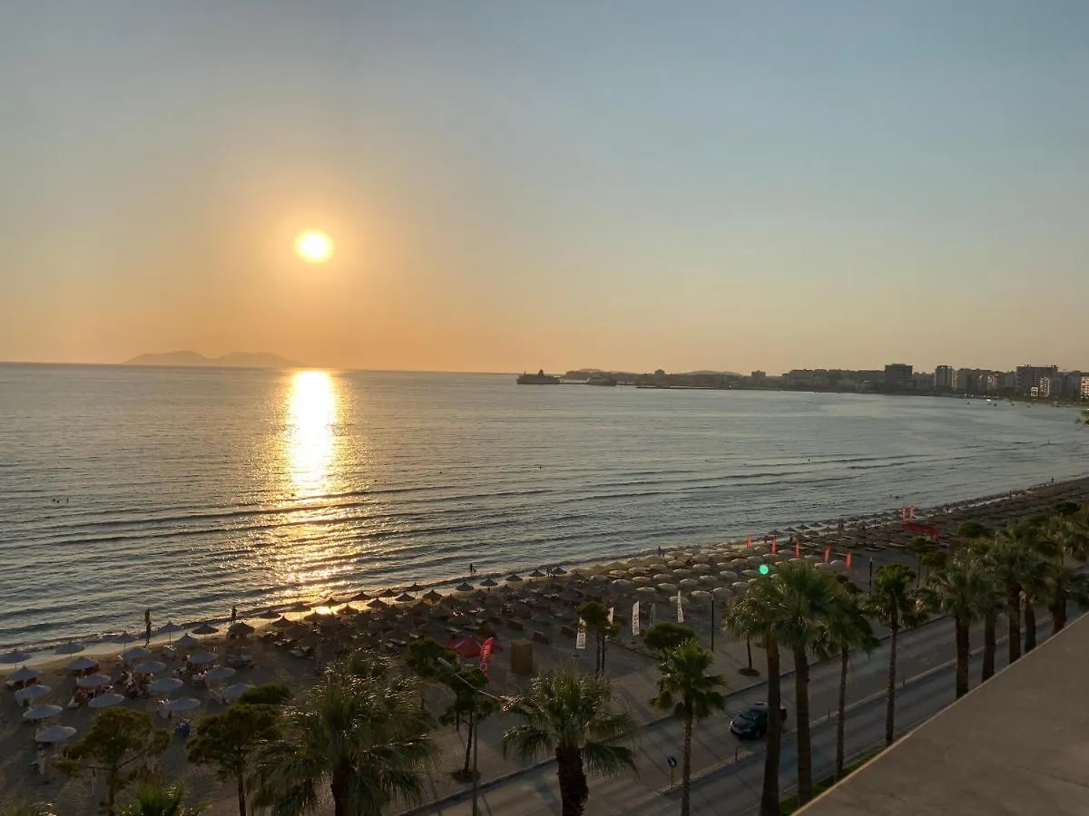 Apartman Lovely And Spacious 2-Bed Room Home In Great Location Vlora Albánia